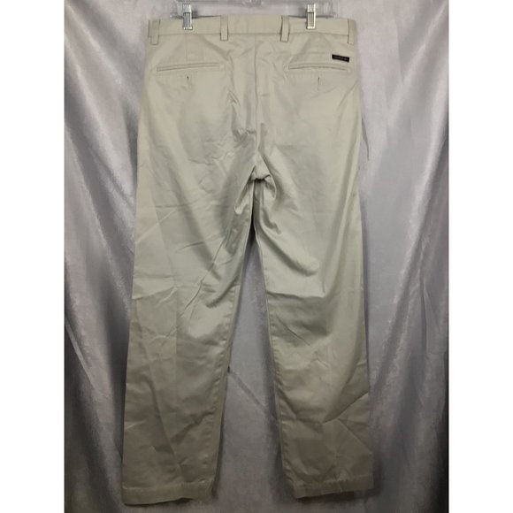Men's Dockers Flat Front Light Khaki Size 34 x 34 Slim Fit - Picture 2 of 9